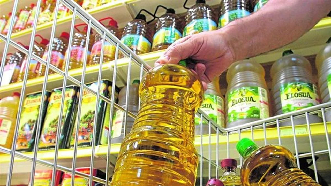 انخفاض أسعار الزيت في الأسواق يعيد التوازن لسوق السلع الغذائية